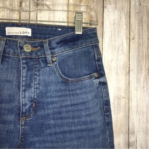 Loft Curvy Skinny Double Hem Jeans - Picture 6 of 8